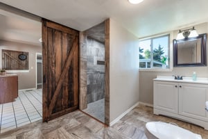 417 South Grand - Crescent - Linzy Nealis, Spaces Real Estate