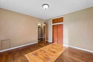 417 South Grand - Crescent - Linzy Nealis, Spaces Real Estate