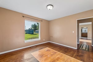 417 South Grand - Crescent - Linzy Nealis, Spaces Real Estate