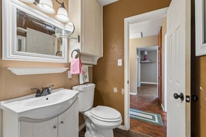417 South Grand - Crescent - Linzy Nealis, Spaces Real Estate