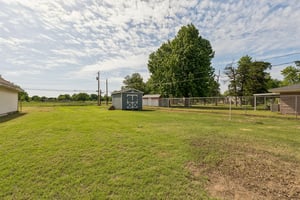 417 South Grand - Crescent - Linzy Nealis, Spaces Real Estate