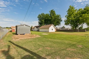 417 South Grand - Crescent - Linzy Nealis, Spaces Real Estate