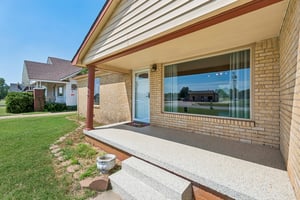 417 South Grand - Crescent - Linzy Nealis, Spaces Real Estate - 4