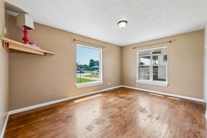 417 South Grand - Crescent - Linzy Nealis, Spaces Real Estate