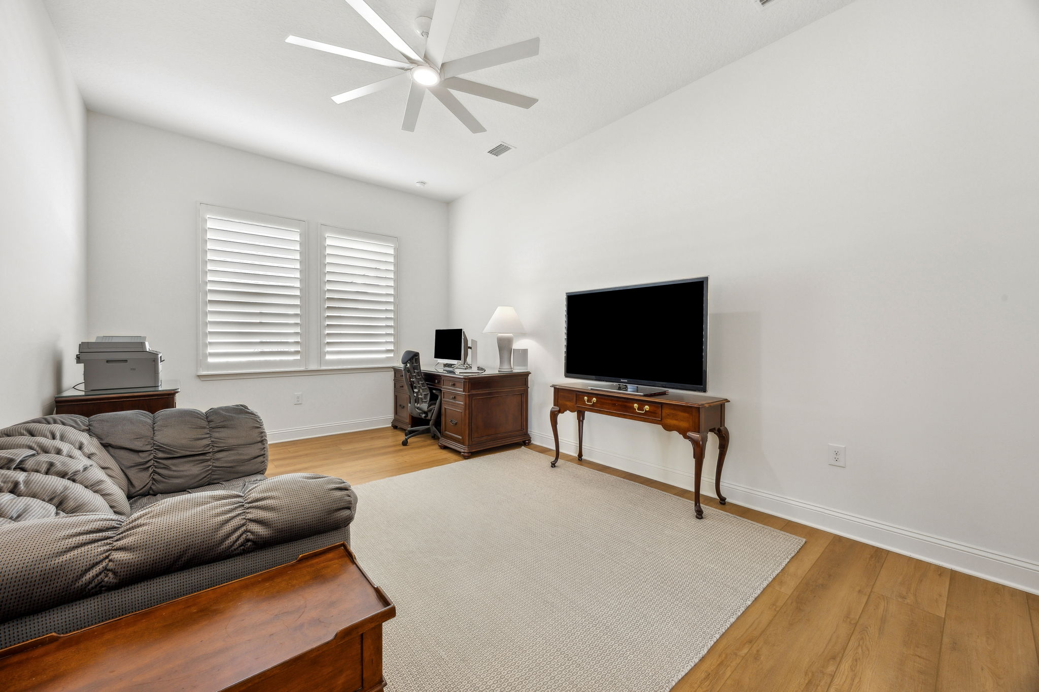 Bedroom/Office