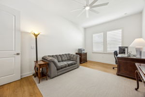 Bedroom/Office