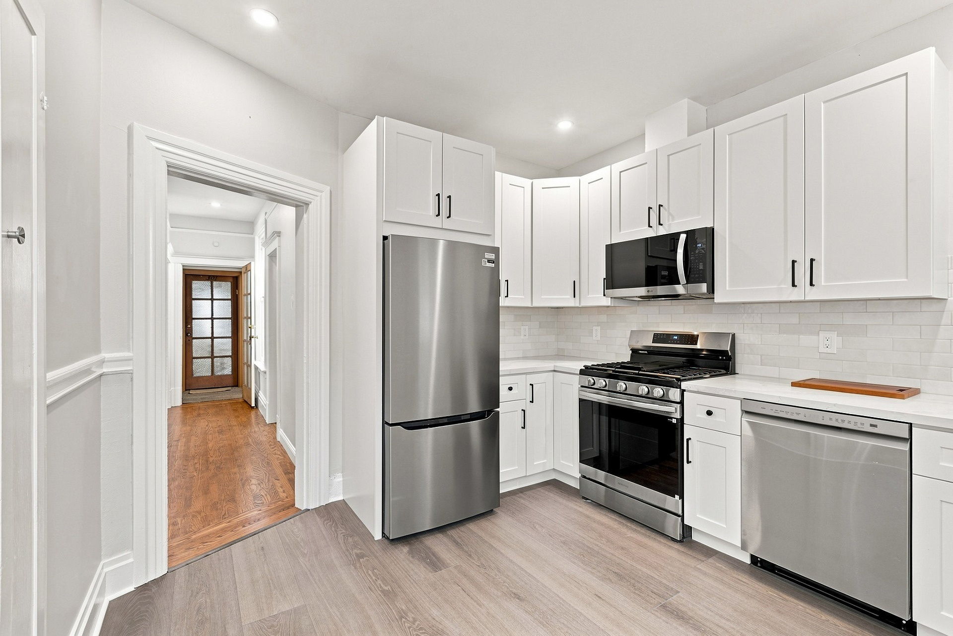 014_F8_4170 17th St 302