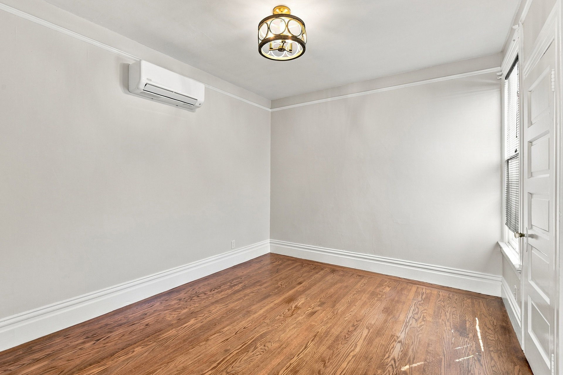 017_F8_4170 17th St 302