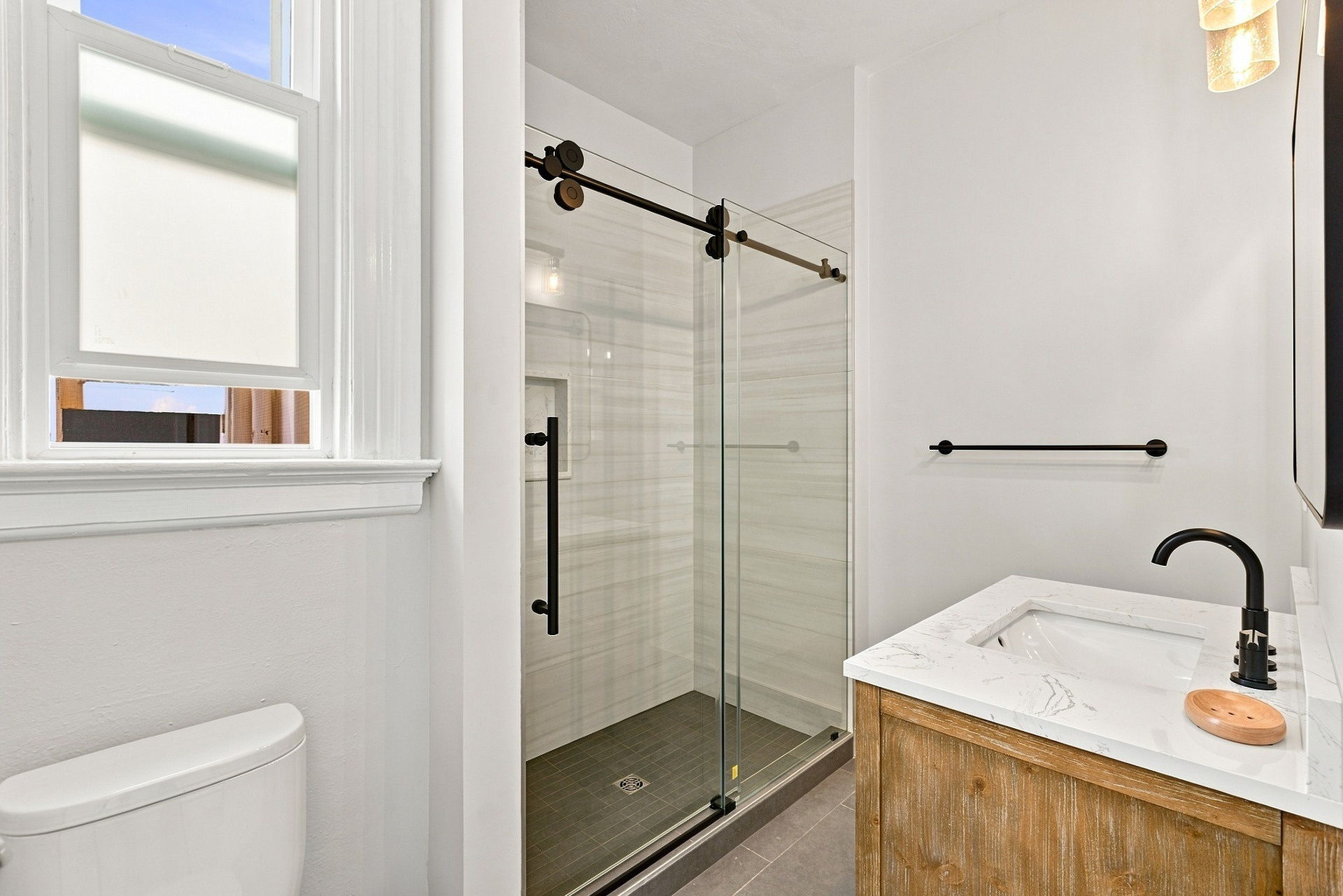 024_F8_4170 17th St 302