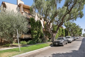 Elm Ave 213-S3108-001.jpg