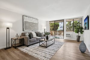 Elm Ave 213-S3108-003.jpg