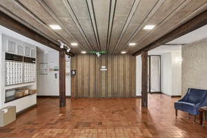 Elm Ave 213-S3108-007.jpg
