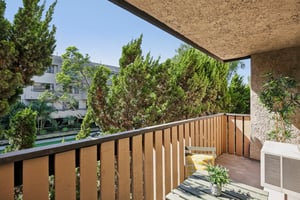 Elm Ave 213-S3108-030.jpg