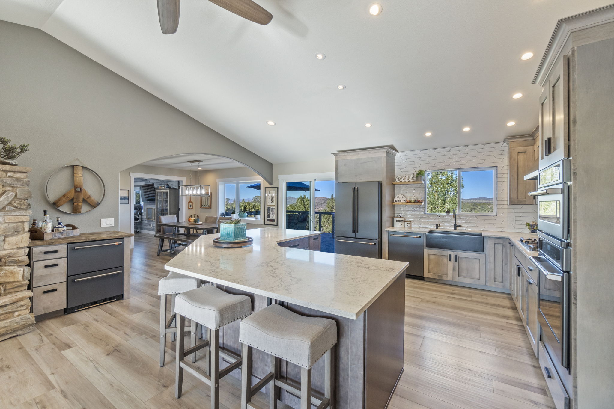 Dining Room/Kitchen