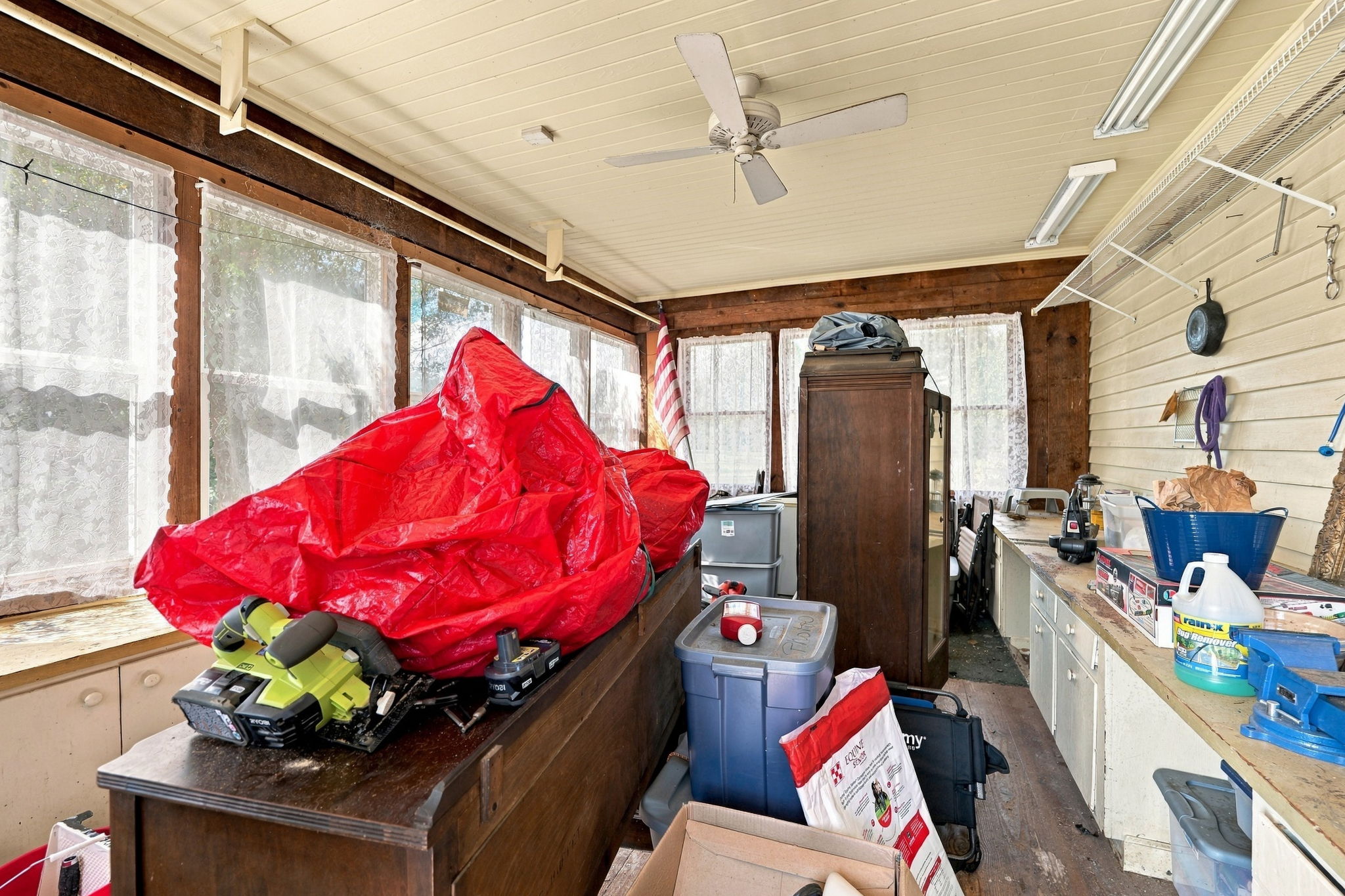  Photo 41