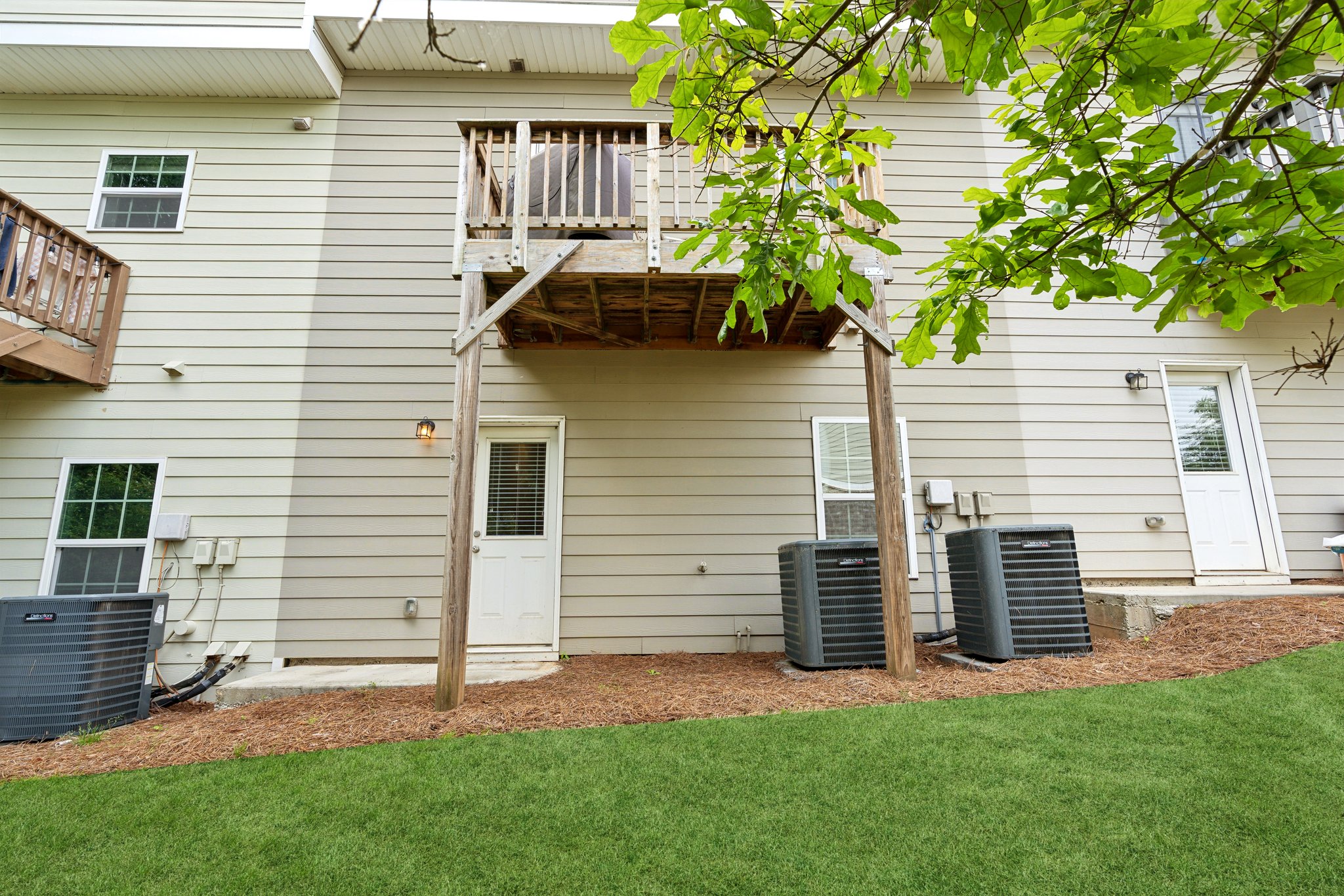 Local_Flavor_Films-4173 Chatham Ridge Dr, Buford, GA 30518-253.jpg