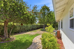 036_F8_4173 Colgate Way
