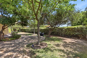 039_F8_4173 Colgate Way
