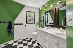  Photo 36
