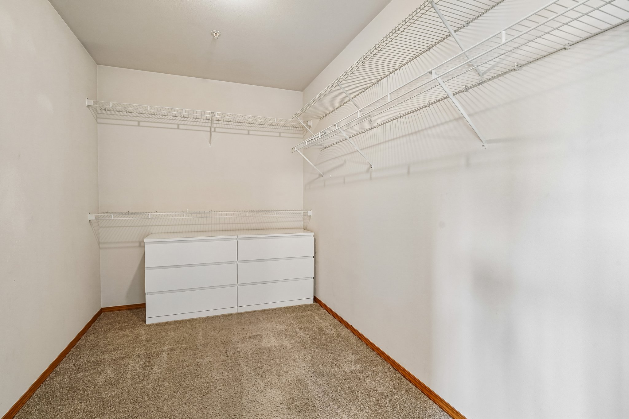 17th St 13A-S1408-027.jpg