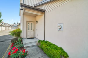 17th St 13A-S1408-004.jpg