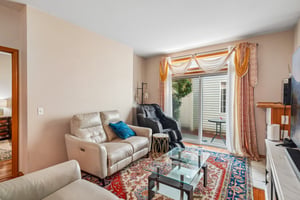 17th St 13A-S1408-009.jpg