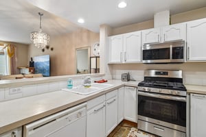 17th St 13A-S1408-012.jpg