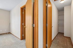 17th St 13A-S1408-024.jpg