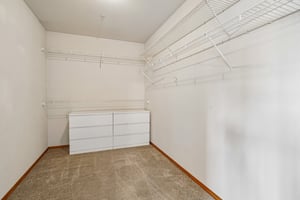 17th St 13A-S1408-027.jpg