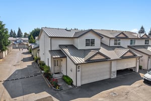 17th St 13A-S1408-036.jpg