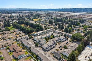 17th St 13A-S1408-046.jpg