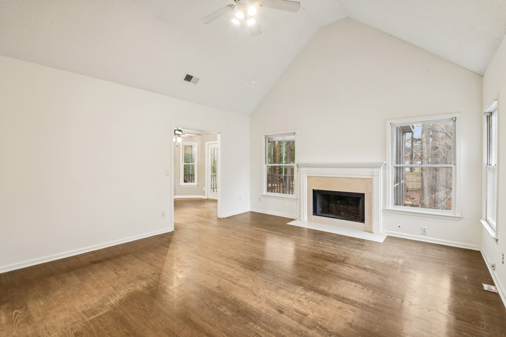 Carmain Ln-S1003-010.jpg