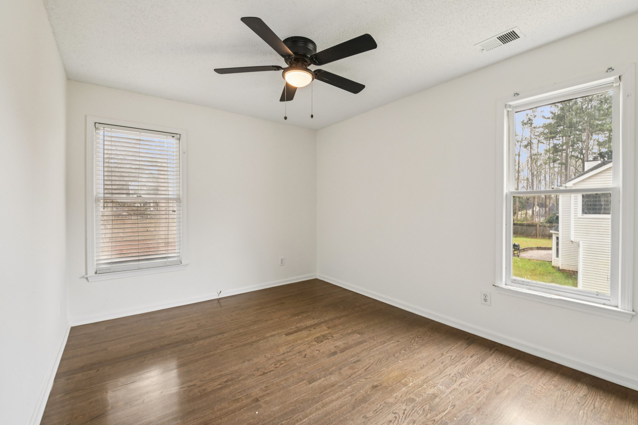 Carmain Ln-S1003-022.jpg