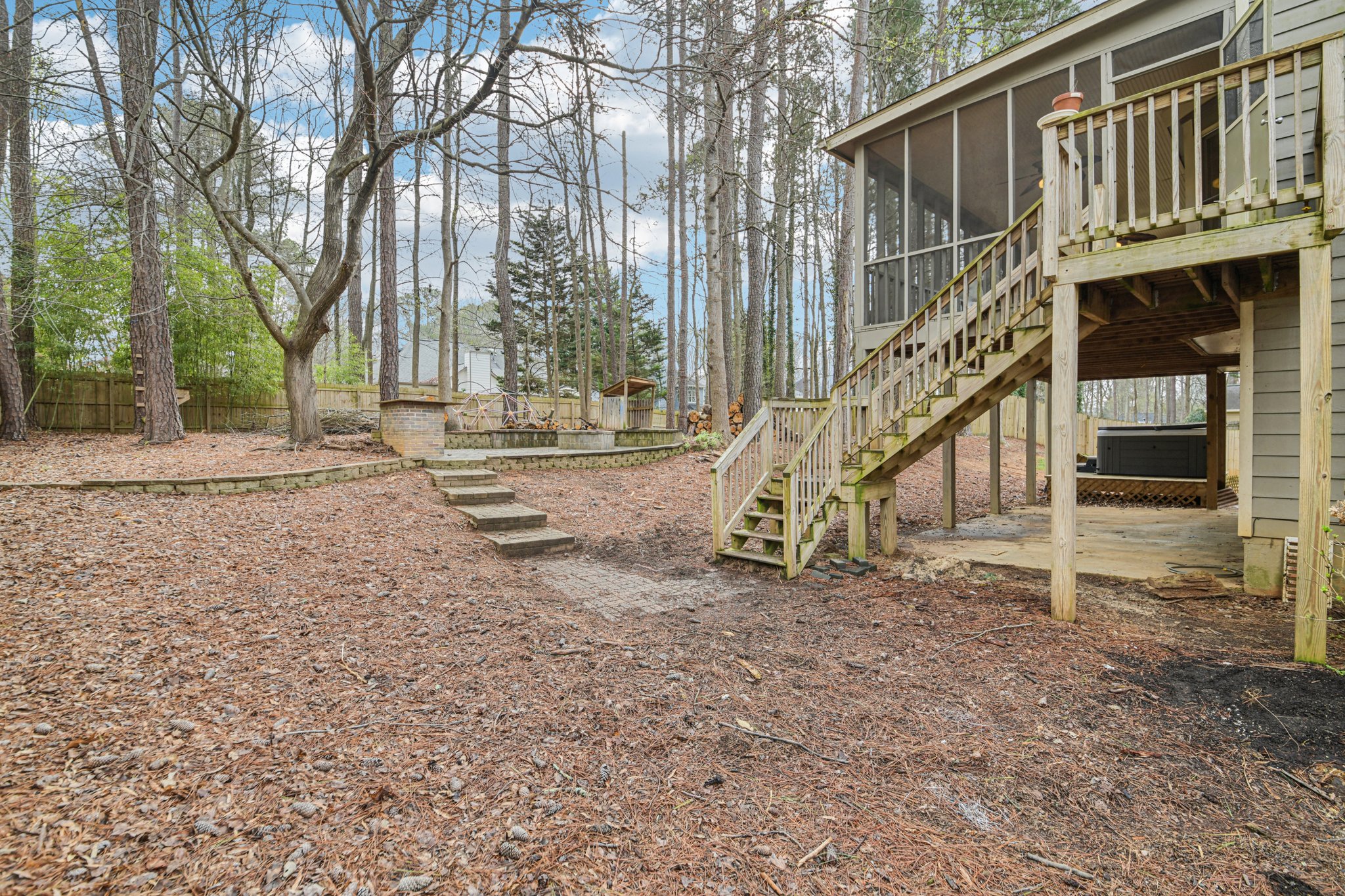 Carmain Ln-S1003-045.jpg