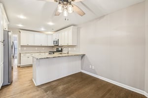 Carmain Ln-S1003-015.jpg