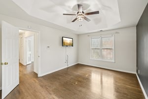 Carmain Ln-S1003-027.jpg