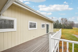 E 5th St-S2111-005.jpg