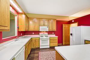 E 5th St-S2111-019.jpg