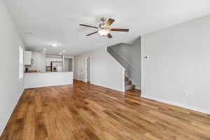 Eclipse Ln-S2104-007.jpg