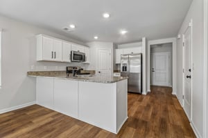 Eclipse Ln-S2104-009.jpg