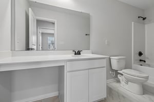 Eclipse Ln-S2104-028.jpg