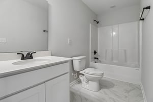 Eclipse Ln-S2104-029.jpg