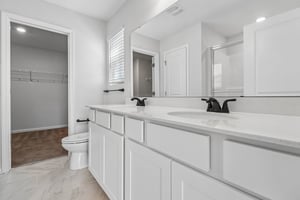 Eclipse Ln-S2104-030.jpg