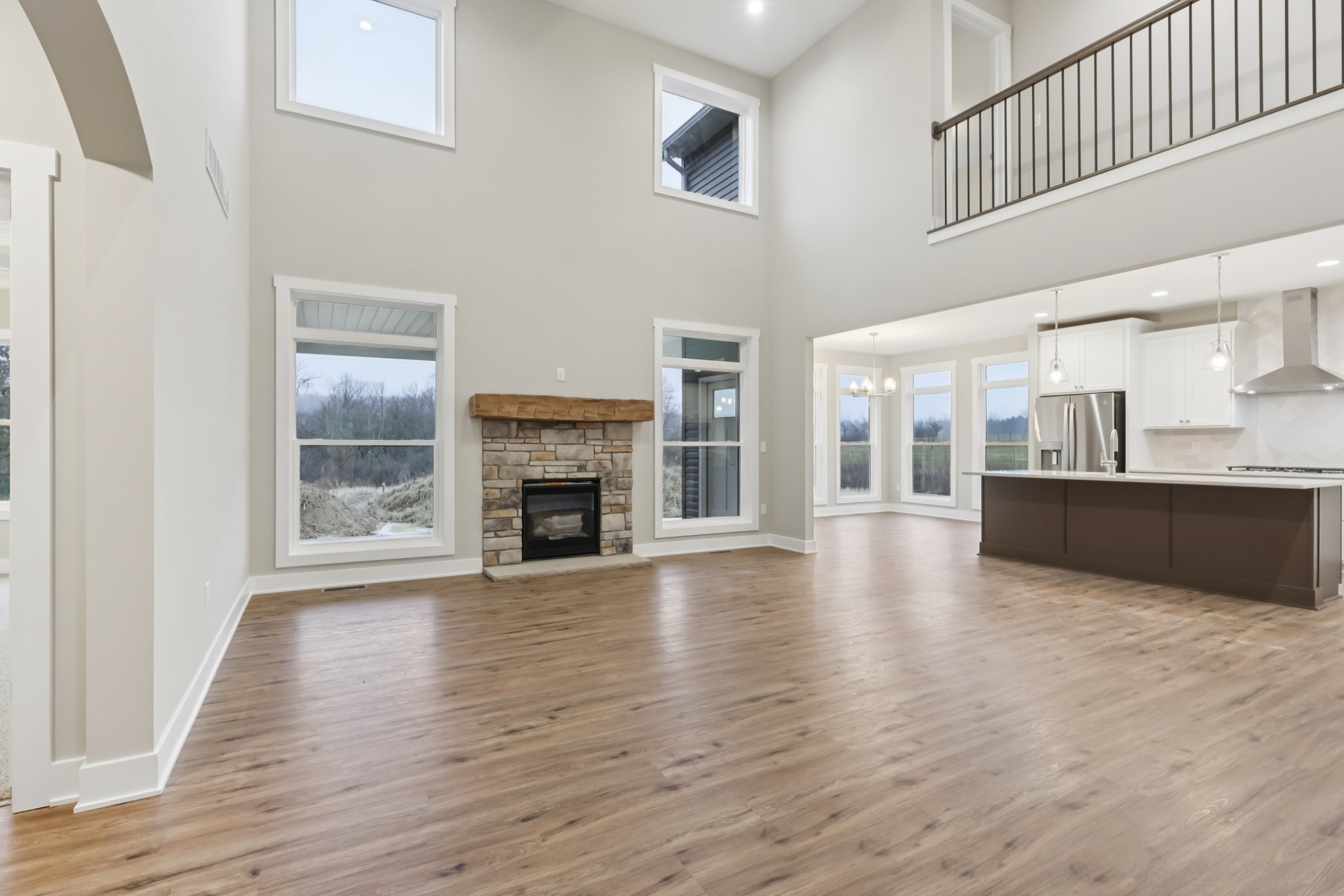 Fixler Rd-S0801-1-003.jpg