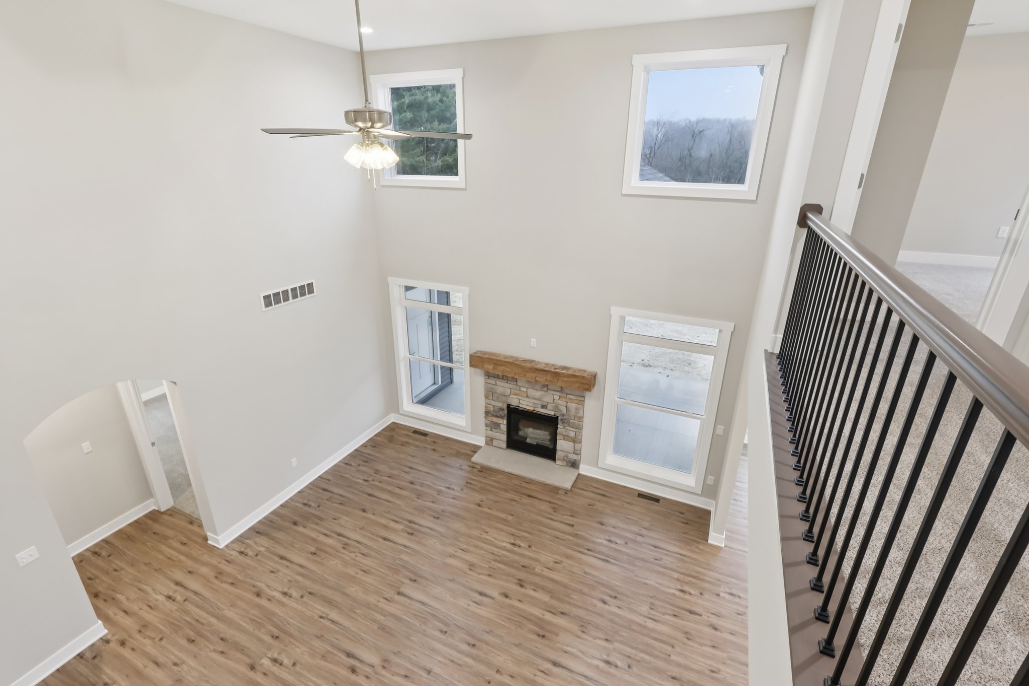 Fixler Rd-S0801-1-008.jpg