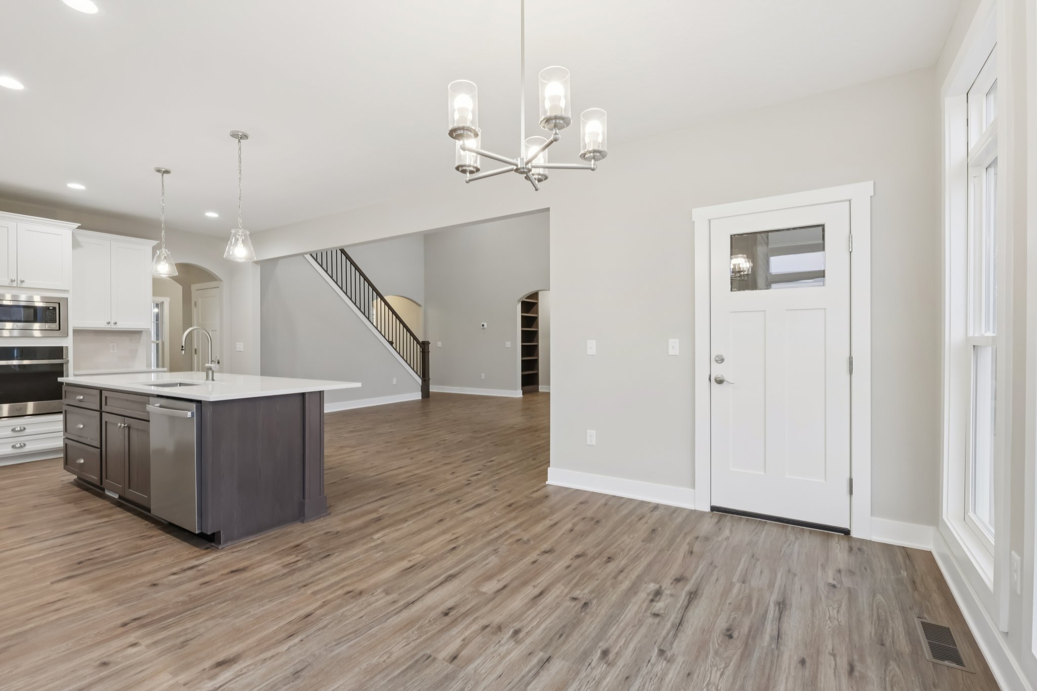 Fixler Rd-S0801-1-011.jpg