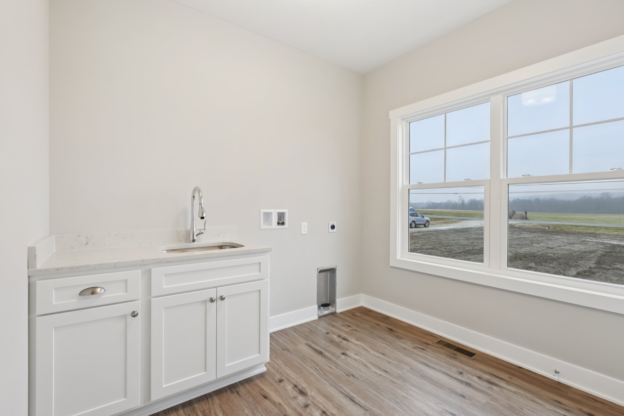 Fixler Rd-S0801-1-022.jpg