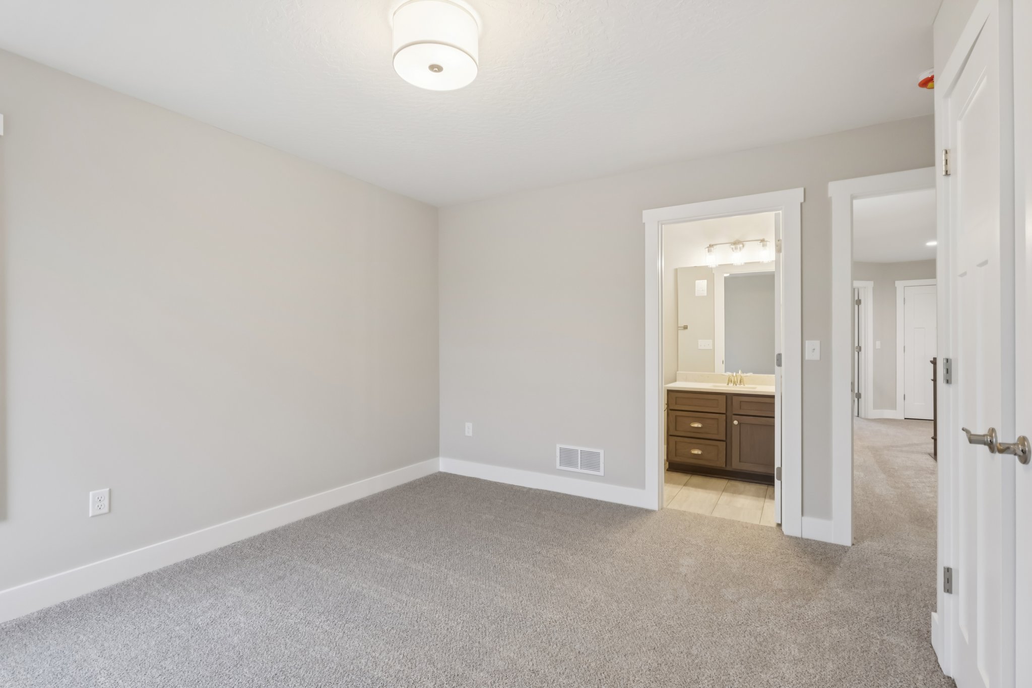 Fixler Rd-S0801-1-039.jpg