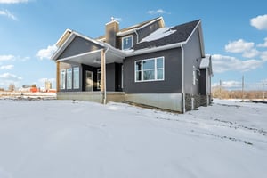 Fixler Rd-S0601-011.jpg