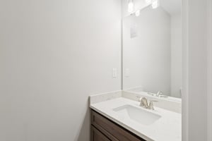 Fixler Rd-S0801-1-024.jpg